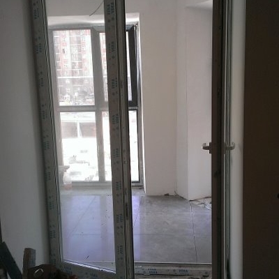 Штульповая балконная дверь (Века Софт) выход на лоджию
