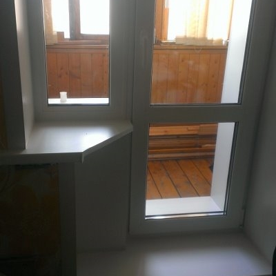 Балконный блок в переделанном из окна проеме