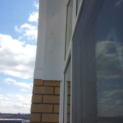 Остекление балкона арочными окнами со сложным рисунком 2