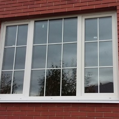 Окно Века с белыми шпросами 18 мм
